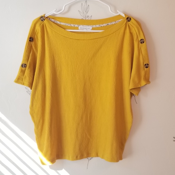 Retrology Tops - Retrology Boat Neck Blouse